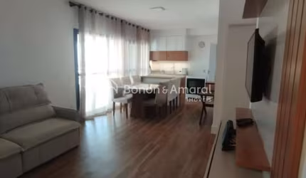 Apartamento com 3 Suítes e Sacada Ampla no Taquaral