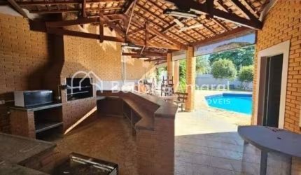 Casa com 3 Quartos e 4 banheiros à Venda na Vila Nogueira