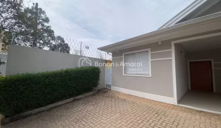 CASA À VENDA/LOCAÇÃO EM CONDOMÍNIO NA CIDADE DE VALINHOS/SP