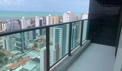 Apartamento à venda com sacada vista mar em Manaíra - João Pessoa PB.