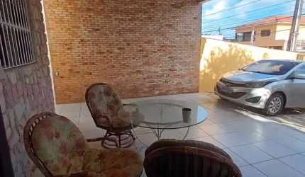 Casa à venda no bairro Altiplano Cabo Branco em João Pessoa/PB