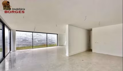 CASA  - 4 DORMMITÓRIOS - DE ALTO PADRÃO A VENDA NO BROOKLIN.
