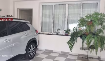 SOBRADO - 3 DORMITÓRIOS (1 SUÍTE) - 2 VAGAS DE GARAGEM - VENDA BROOKLIN.