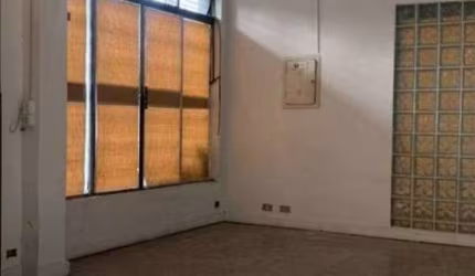 PONTO COMERCIAL PARA VENDA/LOCAÇÃO COM 4 VAGAS NO BROOKLIN.