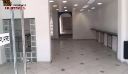 SOBRADO COMERCIAL - VENDA NO BROOKLIN - 2 SALAS.