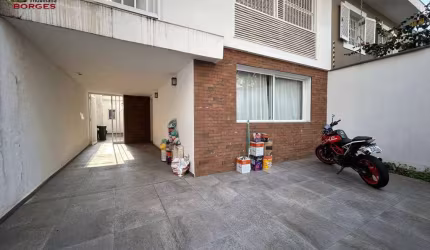 VENDA  CASA NO BROOKLIN - LOCAL NOBRE 3 DORM (1 SUÍTE) 3 VAGAS.