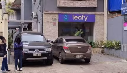 SOBRADO COMERCIAL COM 5 SALAS, 2 VAGAS, ÓTIMA LOCALIZAÇÃO EM MOEMA
