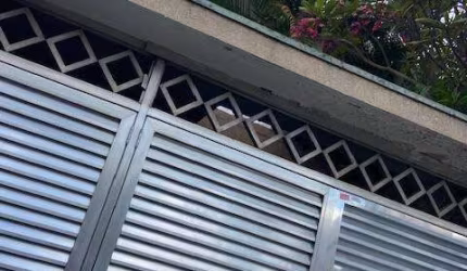 SOBRADO VENDA NO BROOKLIN COM MUITA ÁREA VERDE - 4 DORMITÓRIOS