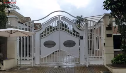CASA DE CONDOMÍNIO COM 3 DORMITÓRIOS