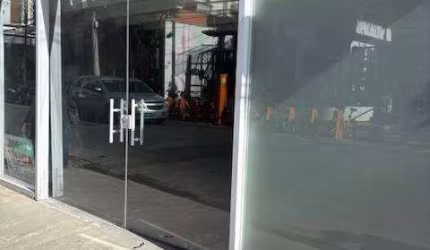 CASA TÉRREA VENDA/LOCAÇÃO -  3 DORMITÓRIOS COMERCIAL NO BROOKLIN!!