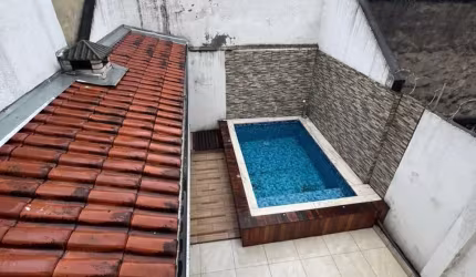 Espaçoso sobrado pronto para morar