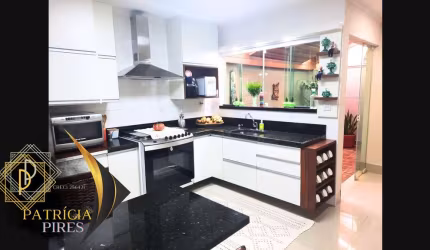 Casa - Sobrado Padrão, para Venda em São Paulo/SP