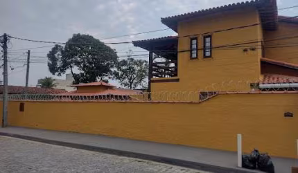 ótima casa com piscina