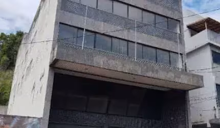 Prédio, 1300 m² - venda por R$ 3.000.000,00 ou aluguel por R$ 25.000,00/mês - Centro - Macaé/RJ