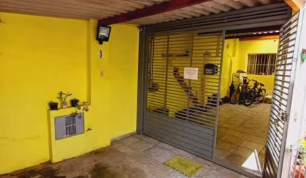 Casa com 2 quartos à venda na Rua Malie Brenner, 490, Vila Dom Pedro II, São Paulo por R$ 370.000