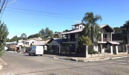Casa com 3 quartos à venda no Primavera, Novo Hamburgo  por R$ 750.000