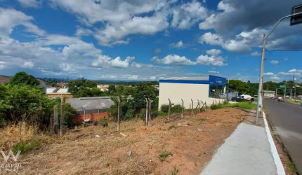 Terreno à venda no Canudos, Novo Hamburgo  por R$ 298.000