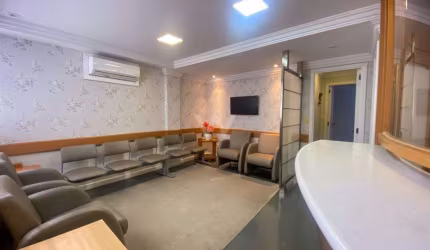 Sala comercial à venda no Centro, Novo Hamburgo  por R$ 425.000