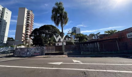 Terreno à venda no Rio Branco, Novo Hamburgo  por R$ 1.400.000