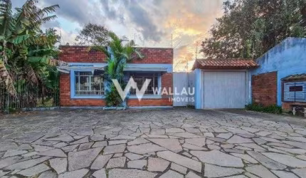 Casa com 2 quartos para alugar na Vila Nova, Novo Hamburgo  por R$ 2.200