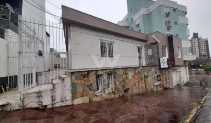 Casa comercial com 5 salas para alugar no Hamburgo Velho, Novo Hamburgo  por R$ 2.700