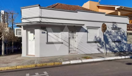 Casa comercial com 4 salas para alugar na Vila Rosa, Novo Hamburgo  por R$ 2.200