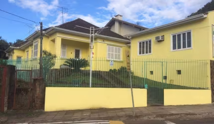 Casa comercial com 2 salas à venda na Vila Nova, Novo Hamburgo  por R$ 420.000