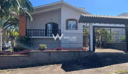 Casa com 3 quartos à venda no Primavera, Novo Hamburgo  por R$ 1.100.000