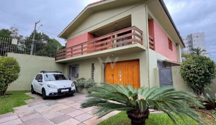 Casa com 4 quartos à venda no Ideal, Novo Hamburgo  por R$ 745.000