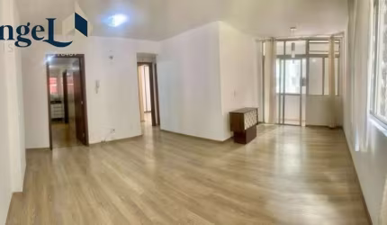 Apartamento Centro Curitiba, desocupado com 2 quartos, suíte, sala ampla com sacada, garagem livre
