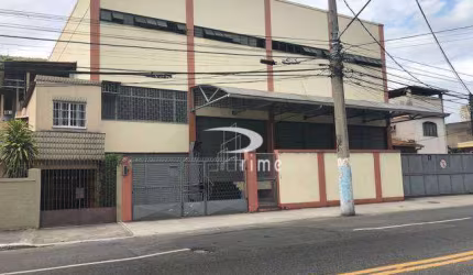 Prédio, 2300 m² - venda por R$ 5.500.000,00 ou aluguel por R$ 36.000,00/mês - Venda da Cruz - São Gonçalo/RJ