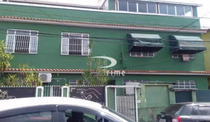 Sobrado com 2 dormitórios à venda, 70 m² por R$ 230.000,00 - Rocha - São Gonçalo/RJ