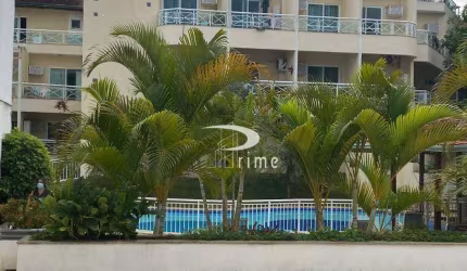 Ótima cobertura no Condomínio Garden Hill, Localizado no Engenho do Mato. Excelente oportunidade para quem busca por segurança, paz e muito verde!