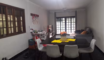 CASA A VENDA EM CAMPO LIMPO PAULISTA