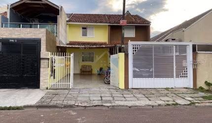 Casa com 2 quartos à venda na Rua Professor Fernando Carneiro, 738, Cidade Industrial, Curitiba por R$ 290.000
