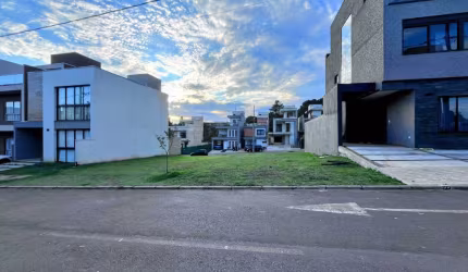Terreno em condomínio fechado à venda na do Ganchinho, 2530, Umbará, Curitiba por R$ 279.000