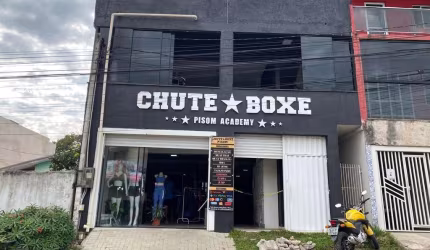 Prédio à venda na Rua Adriana Ceres Zago Bueno, 1287, Tatuquara, Curitiba por R$ 1.060.000