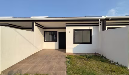 Casa em condomínio fechado com 2 quartos à venda na Moçambique, 83, Nações, Fazenda Rio Grande por R$ 320.000