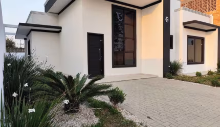 Casa com 3 quartos à venda na Avenida Paraná, 4301, Estados, Fazenda Rio Grande por R$ 460.000