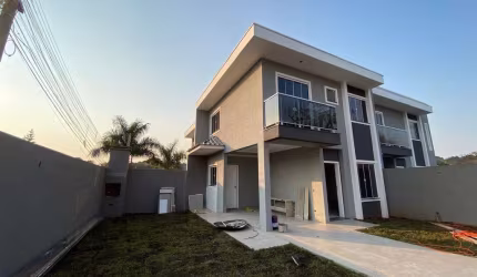 Casa com 3 quartos à venda na Rua Rio do Sul, 2200, Campo Comprido, Curitiba por R$ 630.000