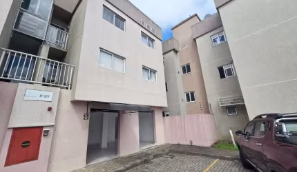 Ponto comercial para alugar na Rua Uriel Nogueira dos Santos, 377, Campo de Santana, Curitiba por R$ 1.290