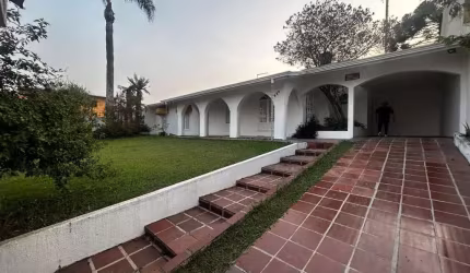 Casa com 7 quartos à venda na Rua Salvador, 521, Cajuru, Curitiba por R$ 2.000.000