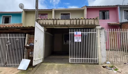 Casa com 2 quartos à venda na Travessa Caramboleira, 33, Eucaliptos, Fazenda Rio Grande por R$ 190.000