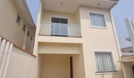 Casa com 3 quartos à venda na Rua José Vieira de Paula, 502, Sítio Cercado, Curitiba por R$ 489.900