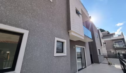 Casa com 3 quartos para alugar na Rua João Tschannerl, 102, Vista Alegre, Curitiba por R$ 6.500