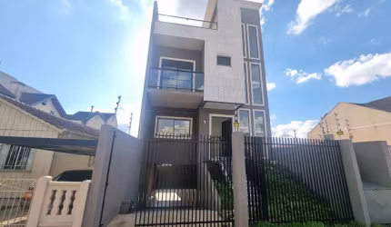 Casa com 3 quartos para alugar na Rua João Tschannerl, 102, Vista Alegre, Curitiba por R$ 6.500