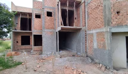 Casa com 3 quartos à venda na Rua Izabela Veiga Kulcheski, 41, Cidade Industrial, Curitiba por R$ 385.000