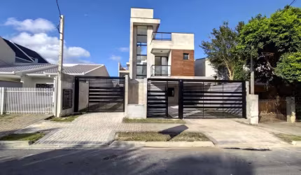 Casa com 3 quartos à venda na Hugo Gusso, 383, Capão Raso, Curitiba por R$ 1.050.000