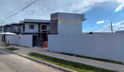 Casa com 3 quartos à venda na Rua Paul Garfunkel, 3532, Cidade Industrial, Curitiba por R$ 500.000