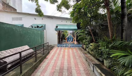 Esplêndida Casa Plana, 248 m² por R$ 1.200.000 - Joaquim Távora - Fortaleza/CE